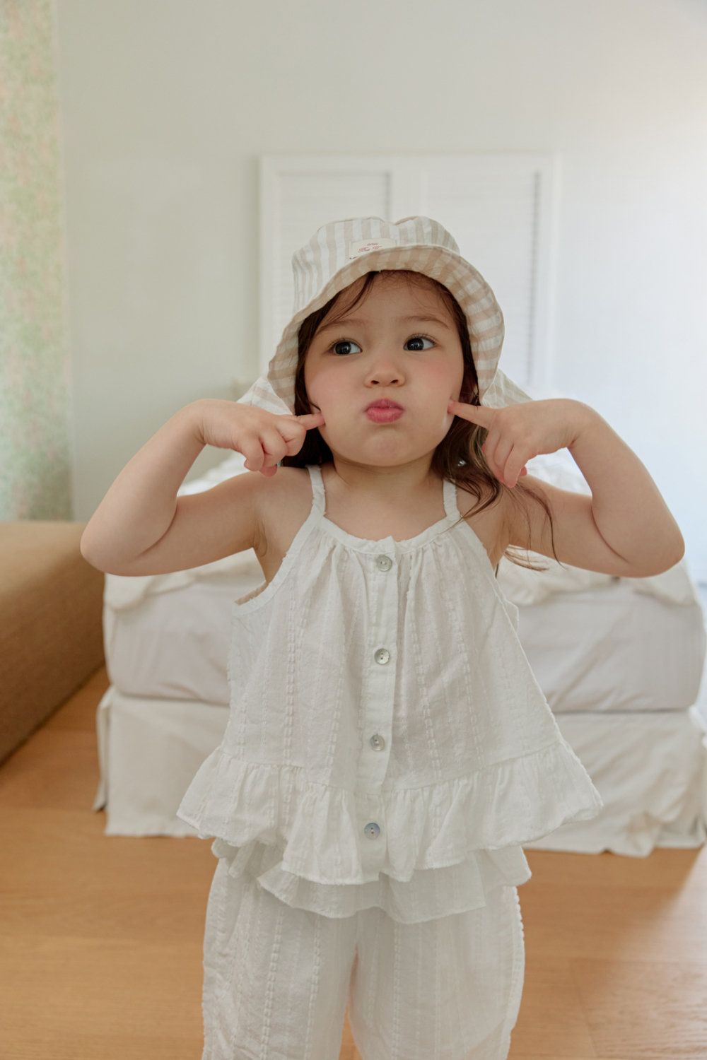 1775037706_2205589581