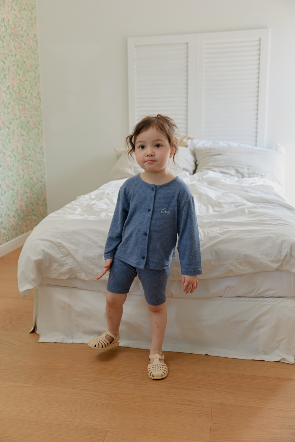 1775034606_6960647440