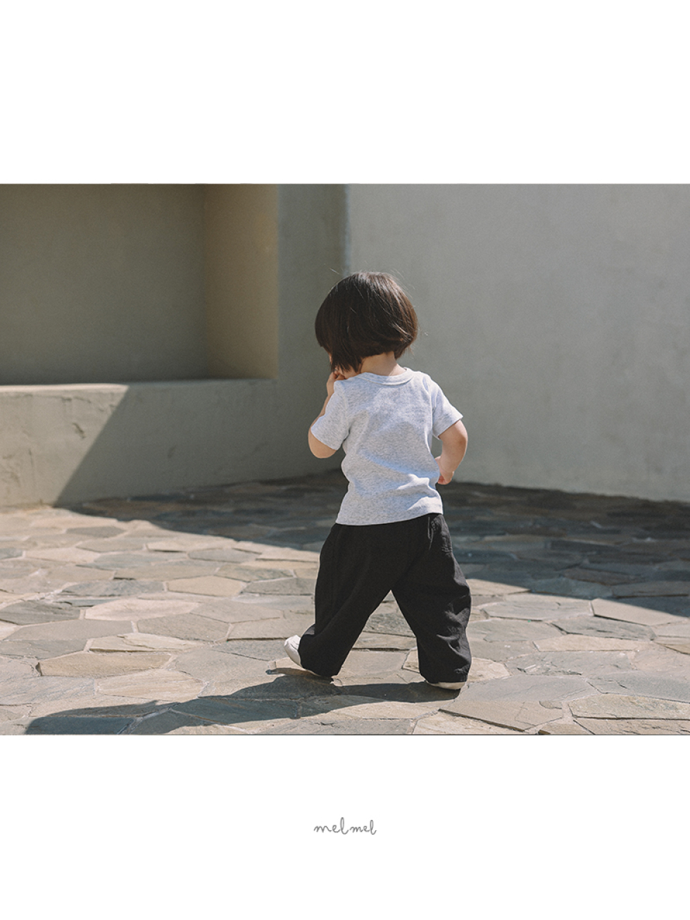 1776064819_8438359216