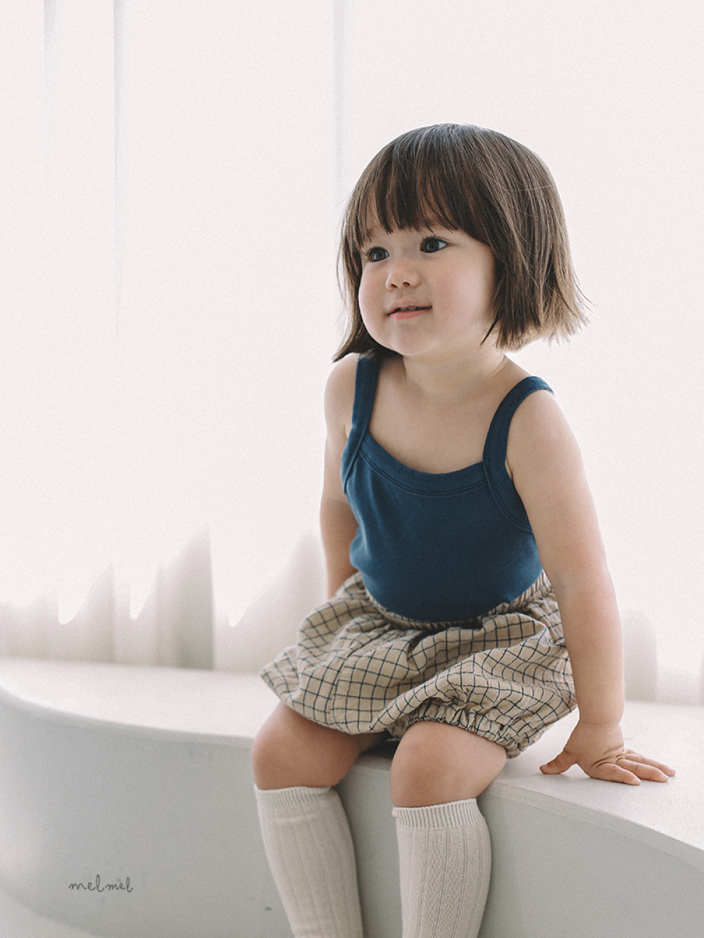 1776066562_2586132923