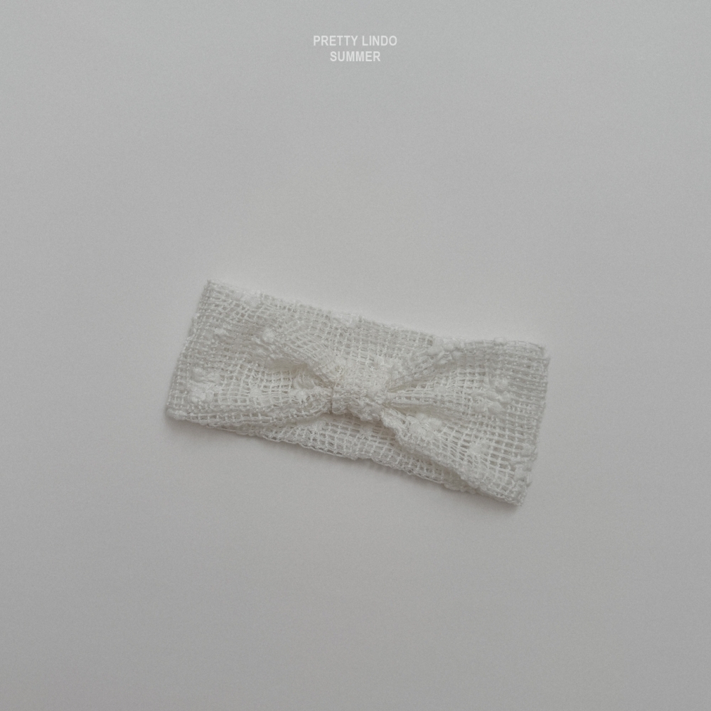 1776301903_2088383484