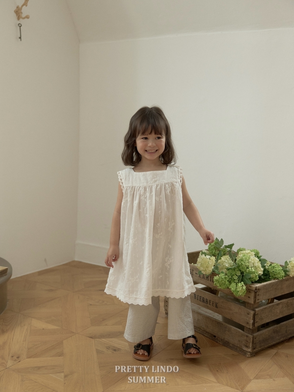 1776305961_1637655046