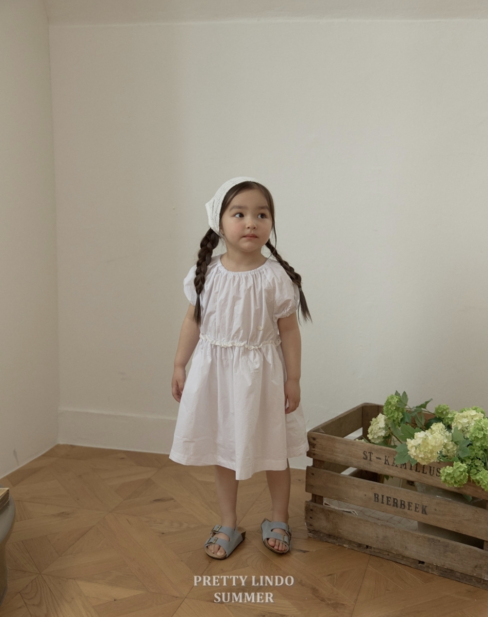 1776306083_9946351676