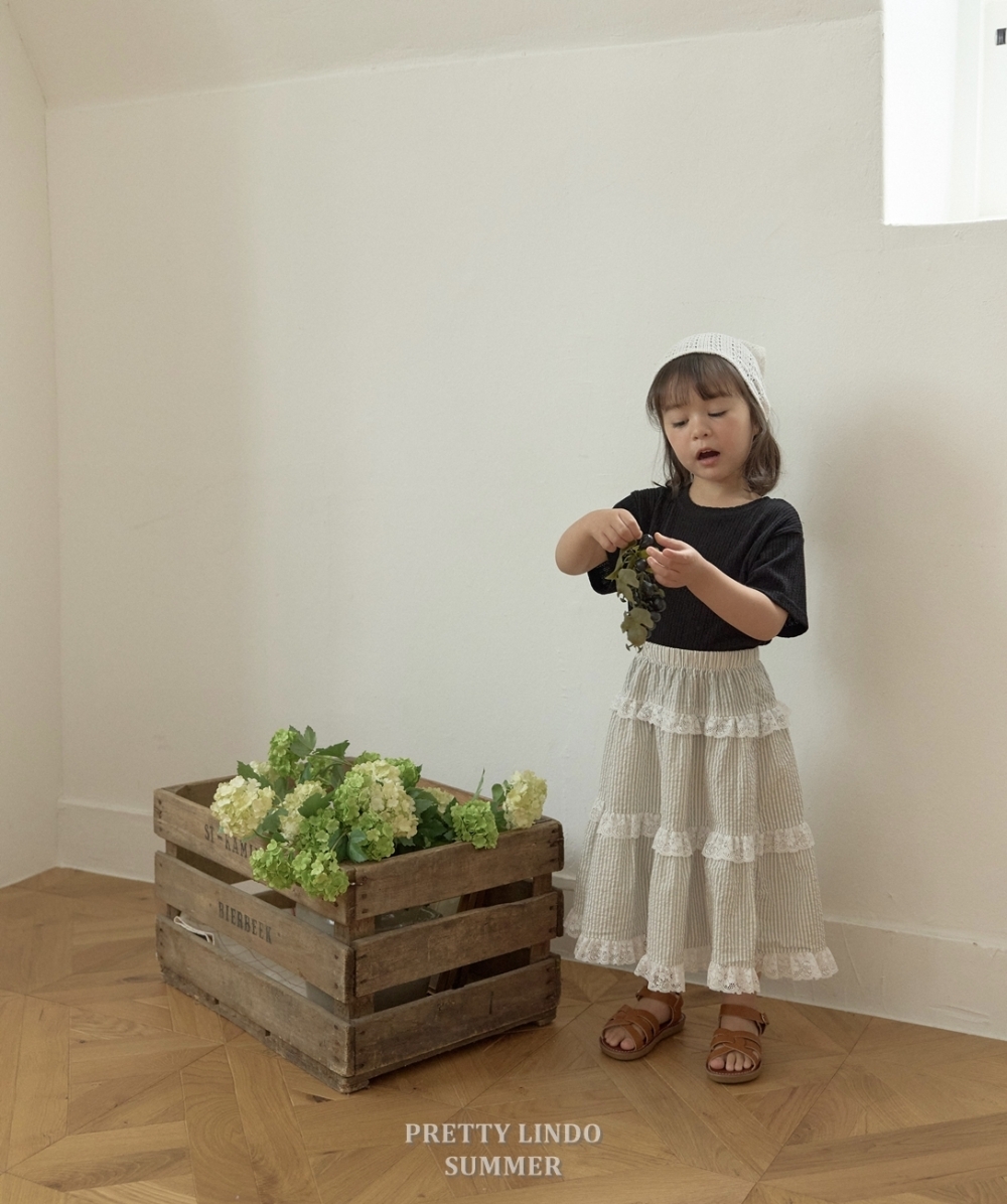 1776309715_9045728128