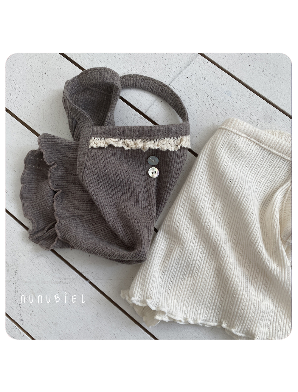 1781236886_4467243724