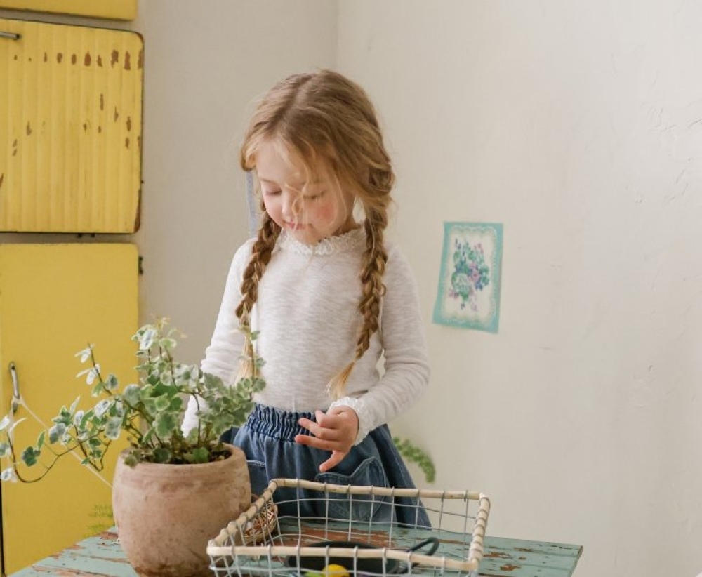 1768275574_7443680839