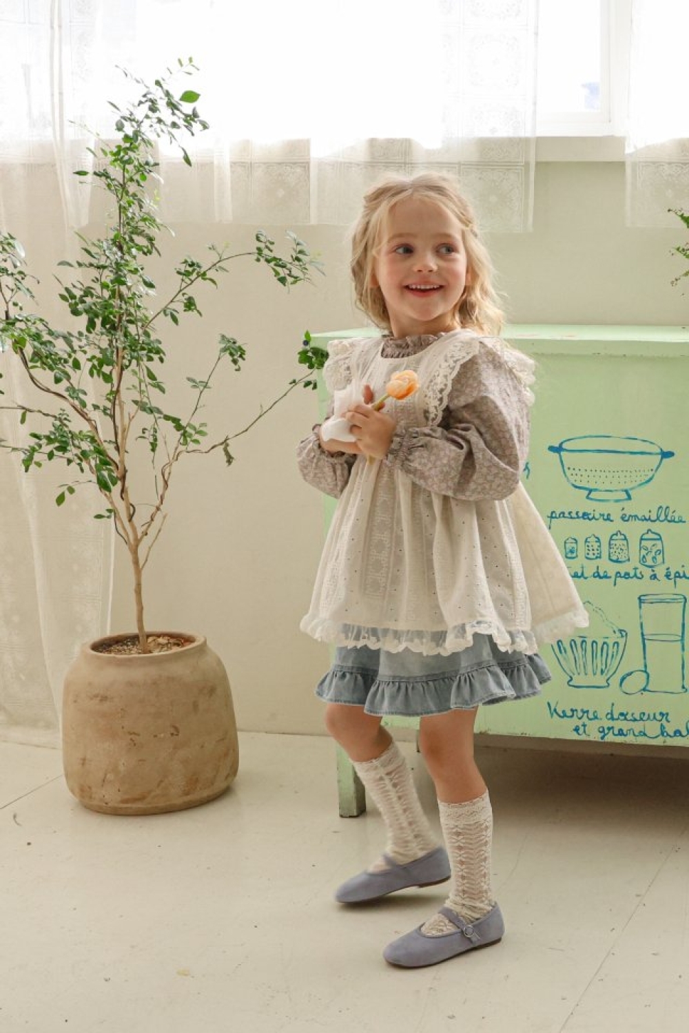 1768276100_2050450437