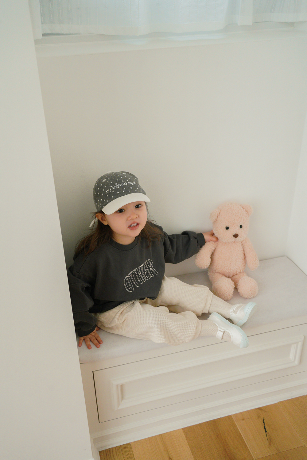 1768798389_2562947850