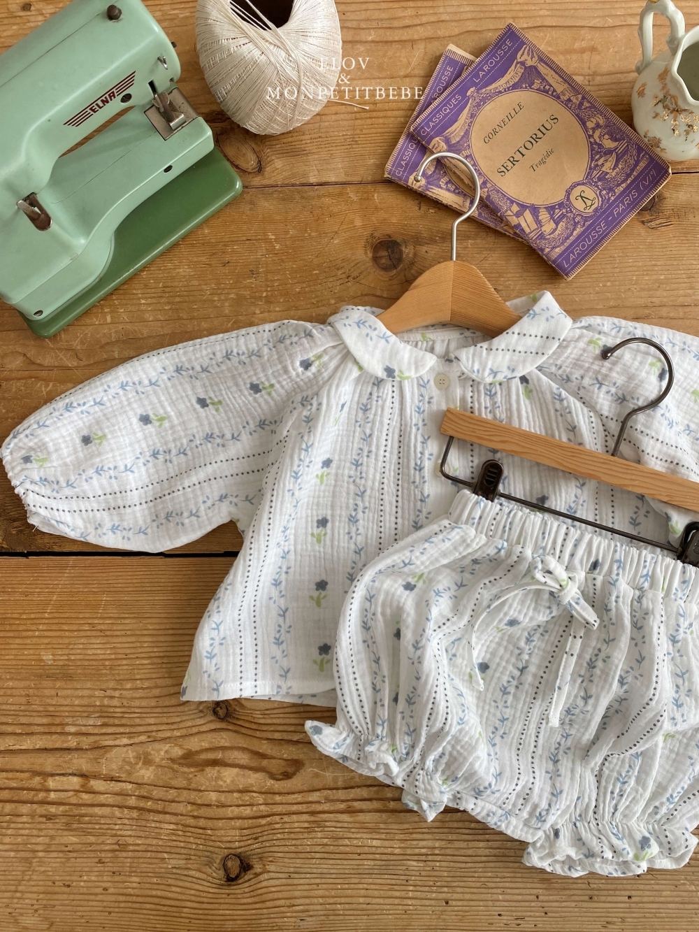 1769762606_1298078373