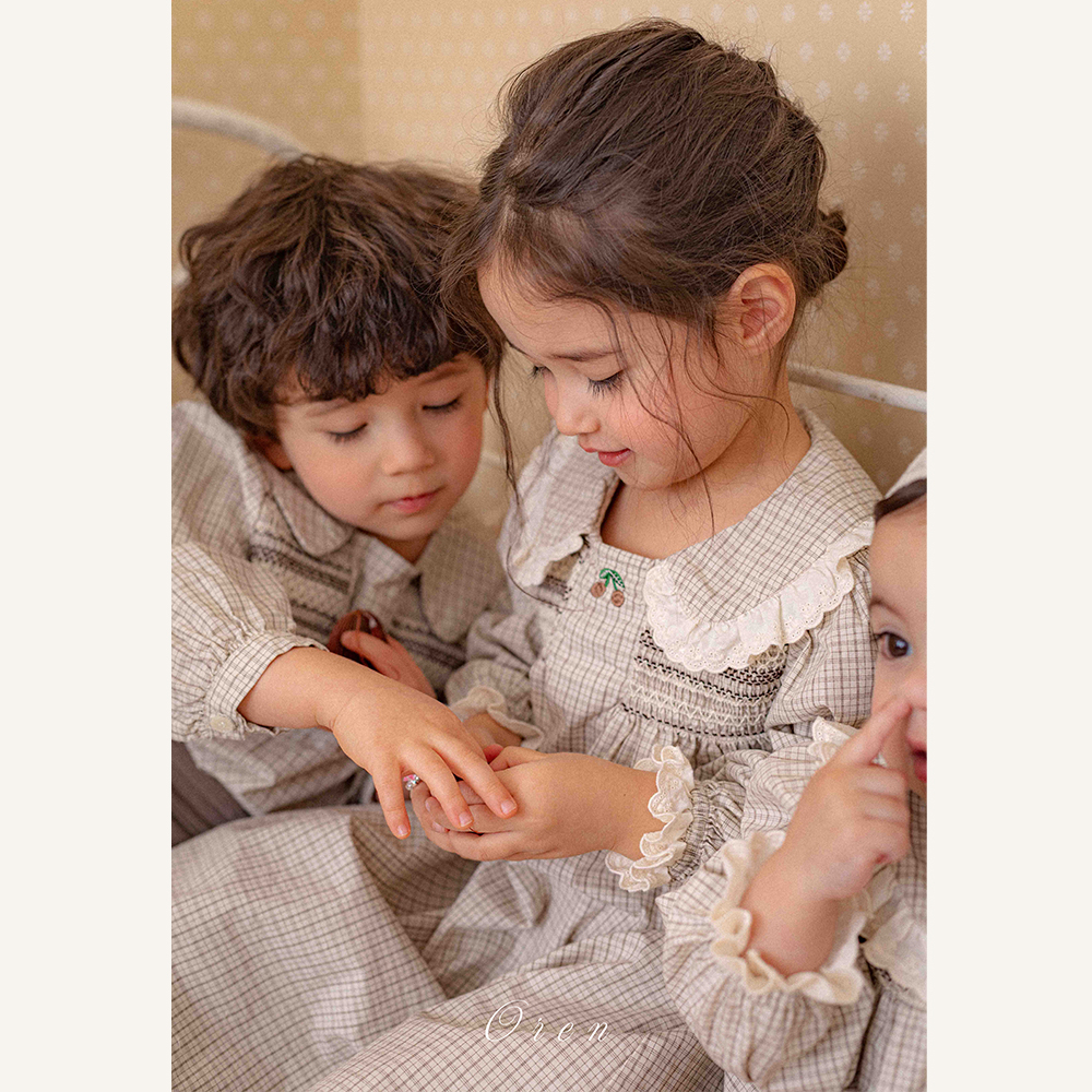 1769618075_3222852593