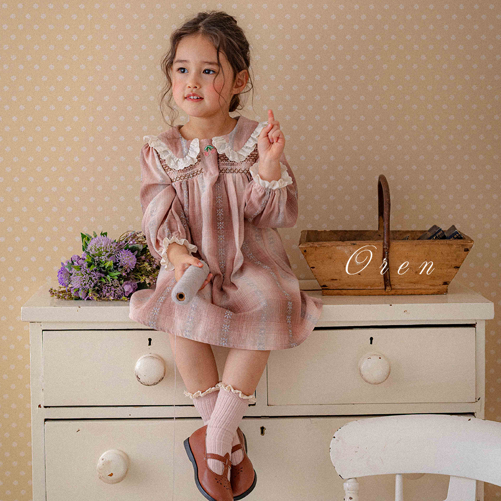 1769618137_8961733397