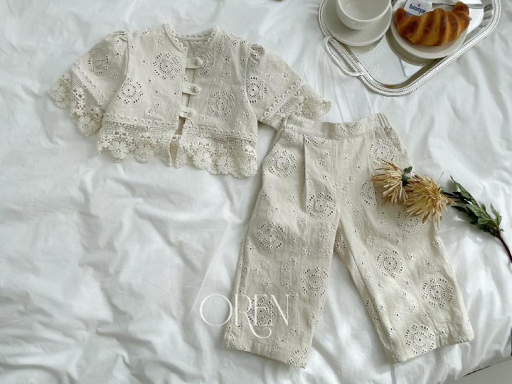 1769627063_8334711631