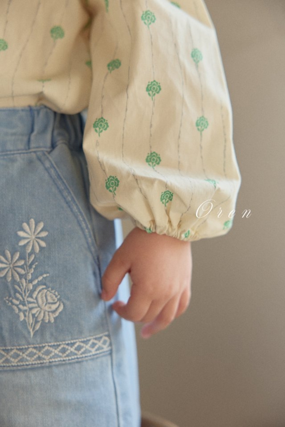 1769626745_9301340464