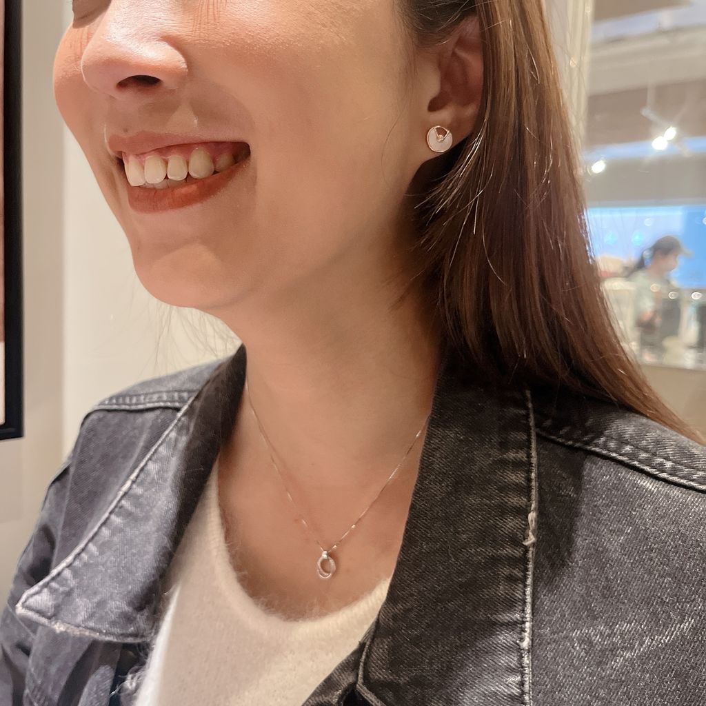 B97CD555-874F-4A29-A3DB-C8AF7CC2E86C