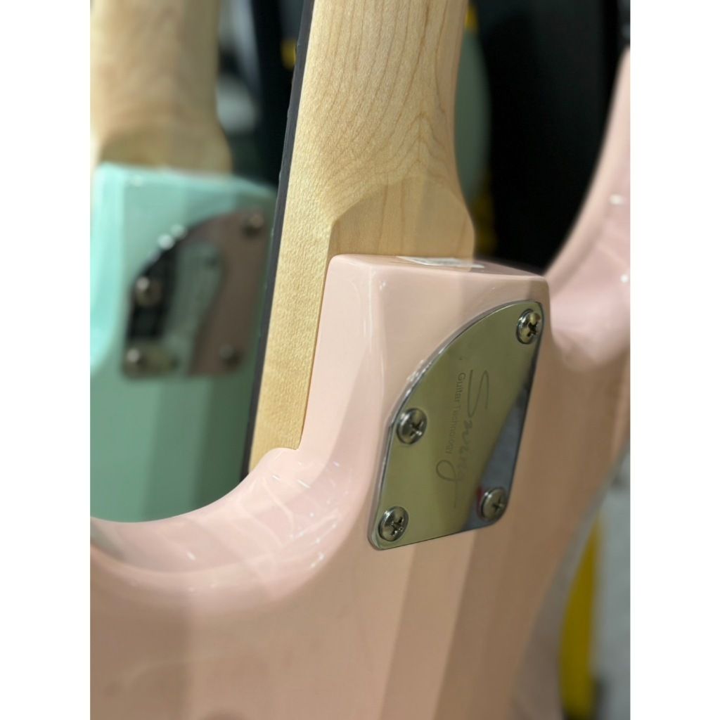 tw-11134207-7ras9-m1ffhiamu1i51b