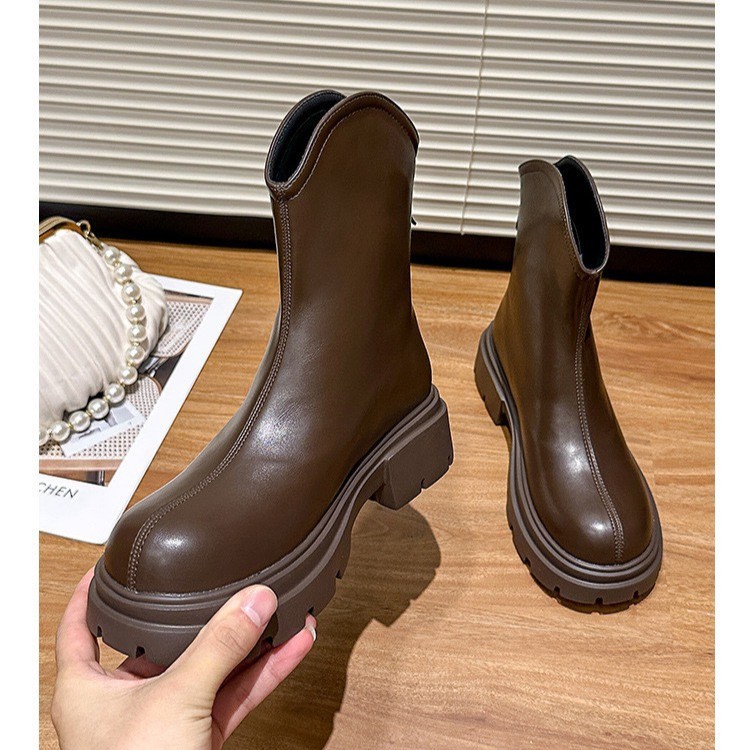 LINE_ALBUM_短靴_260105_16