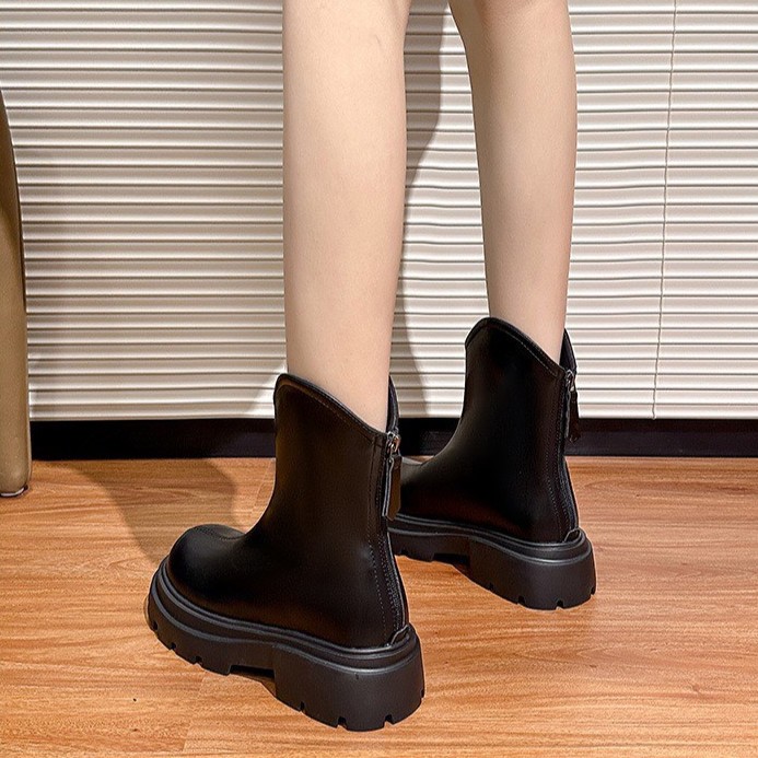 LINE_ALBUM_短靴_260105_11