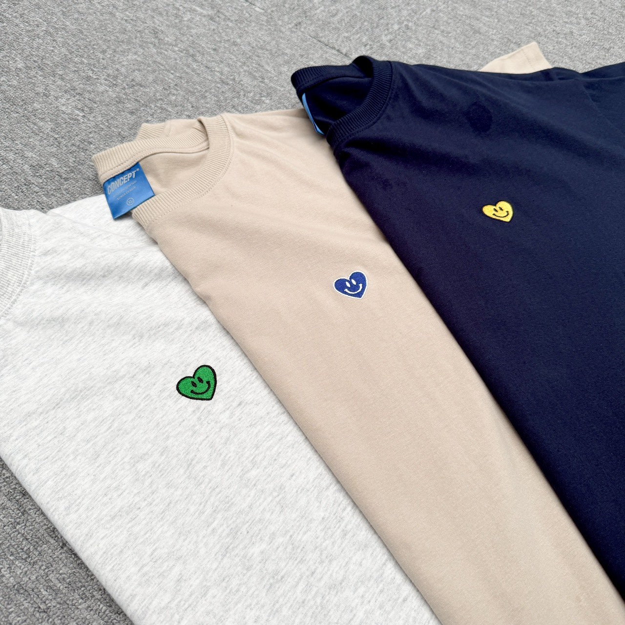 LINE_ALBUM_81133_260306_2