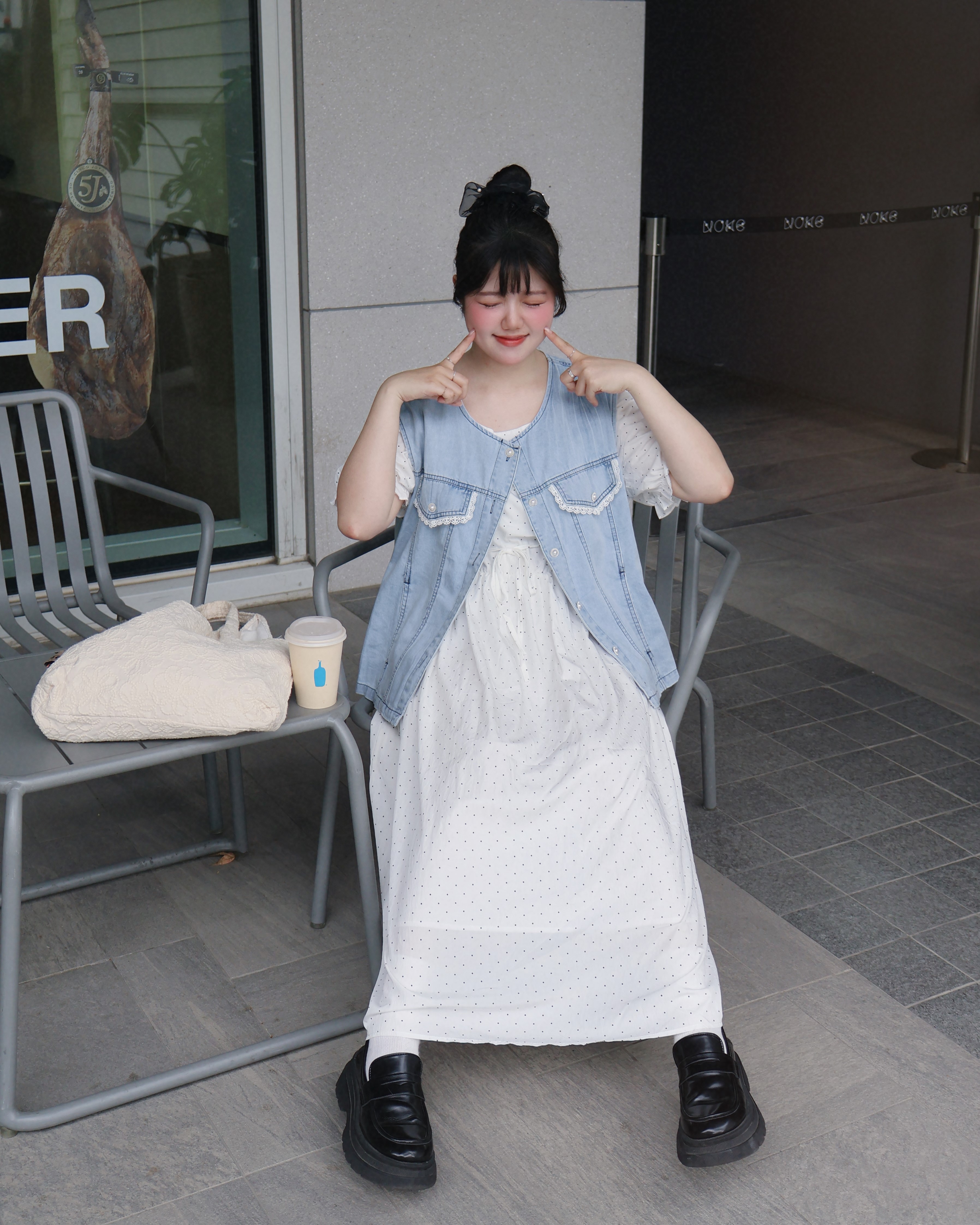LINE_ALBUM_513_260529_8