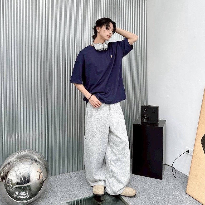 LINE_ALBUM_81133_260306_11