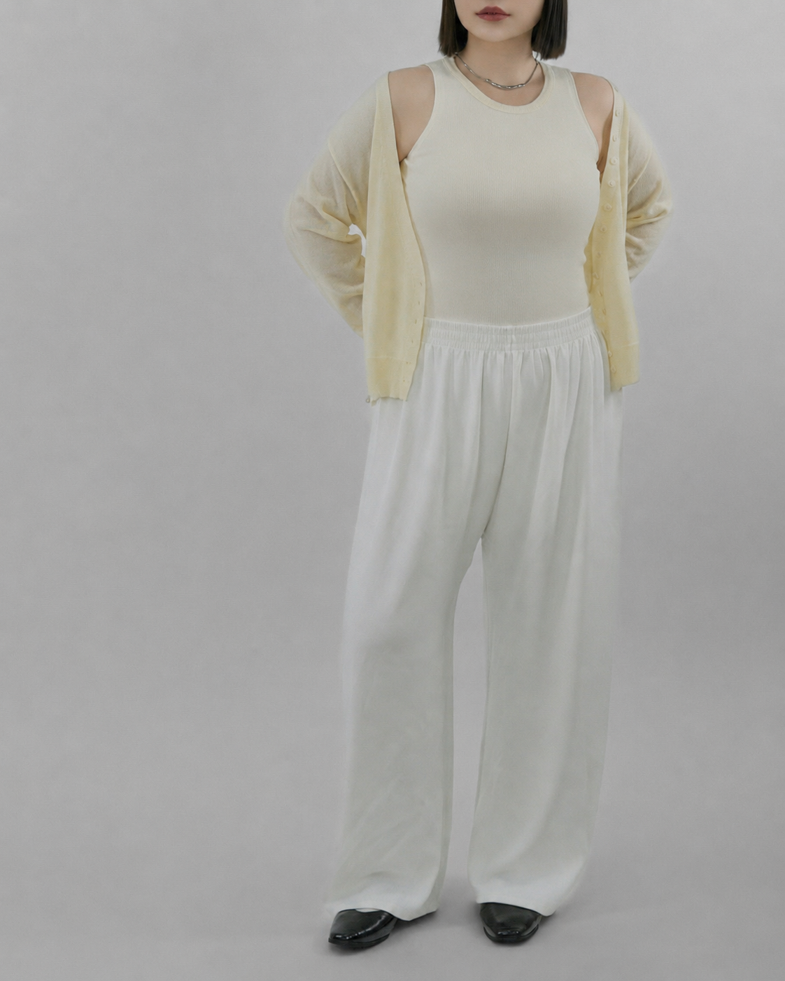 LINE_ALBUM_2026528_260528_1