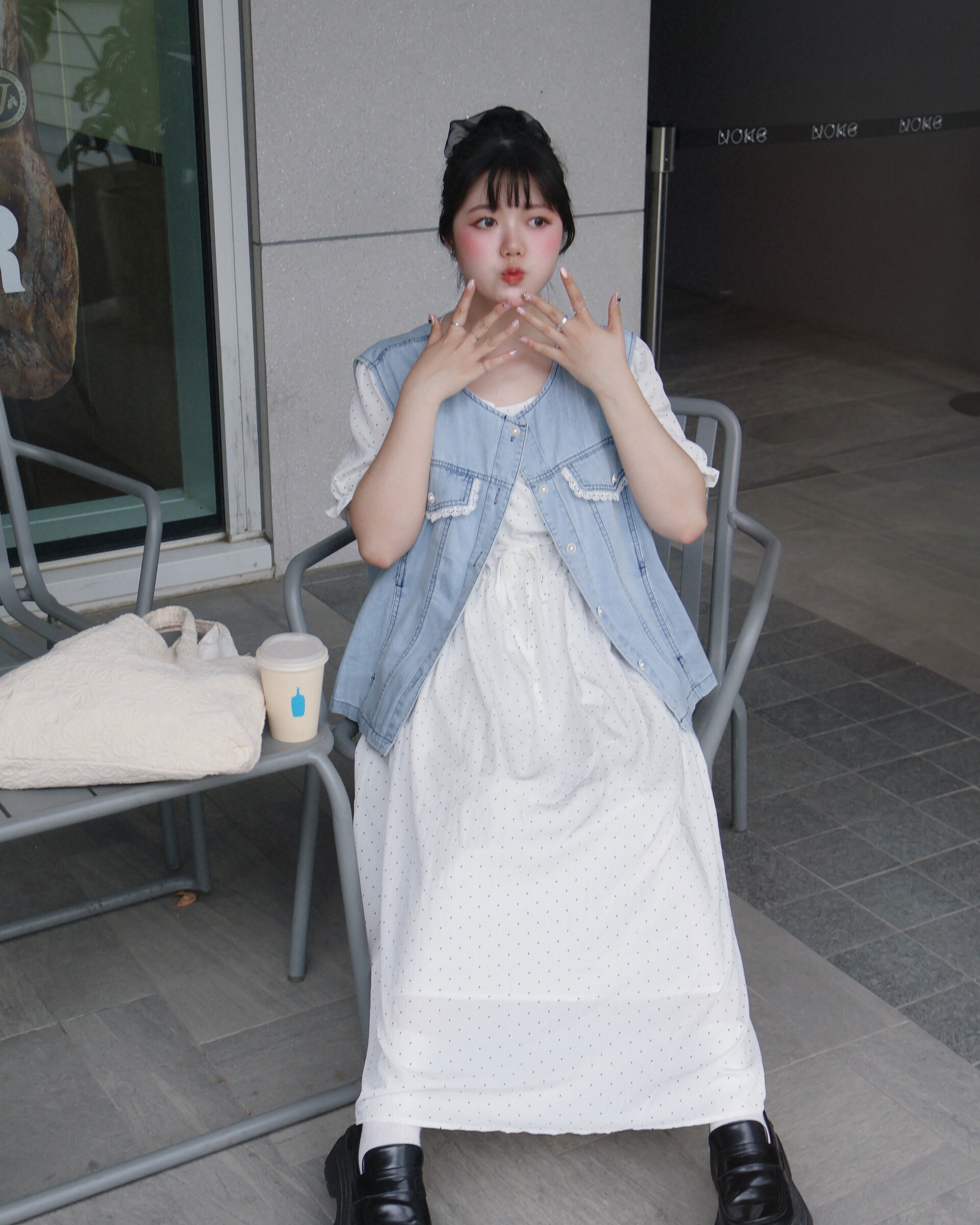 LINE_ALBUM_513_260529_9