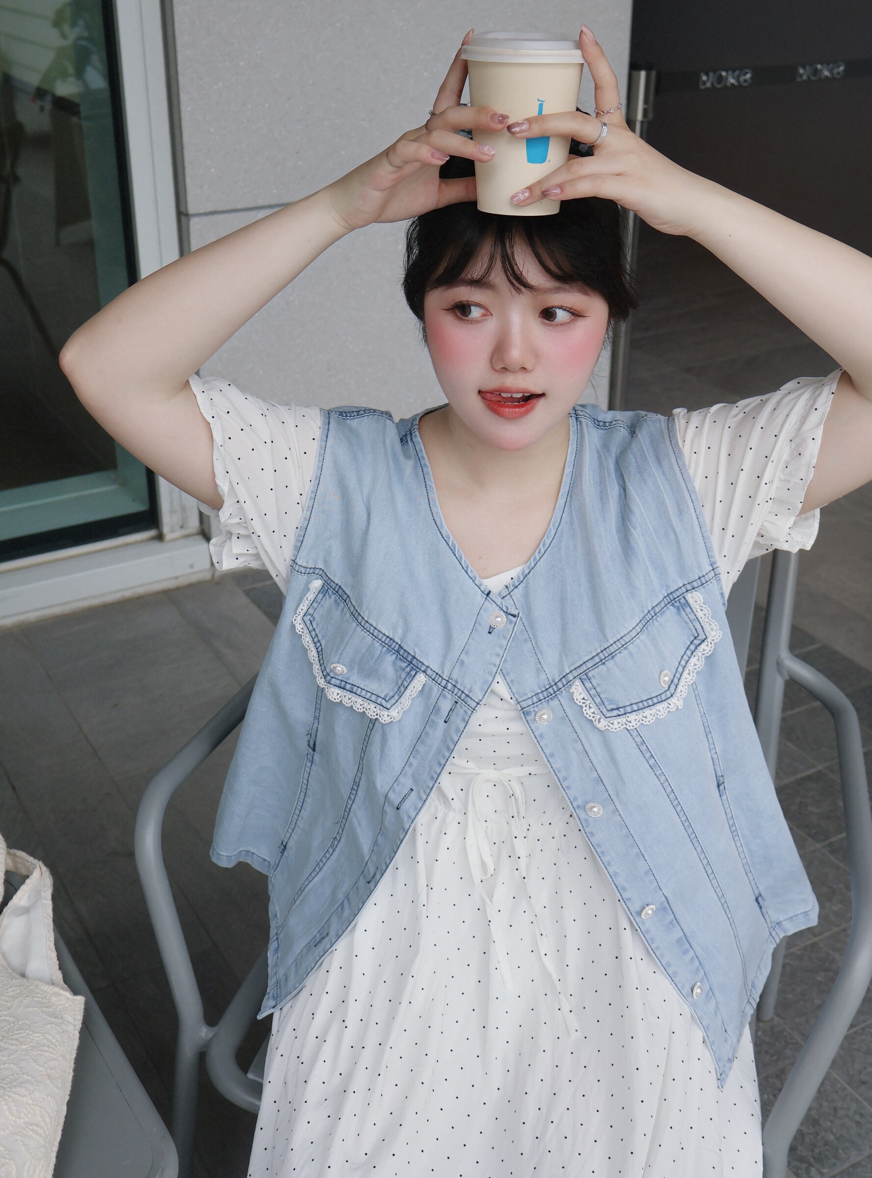 LINE_ALBUM_513_260529_7