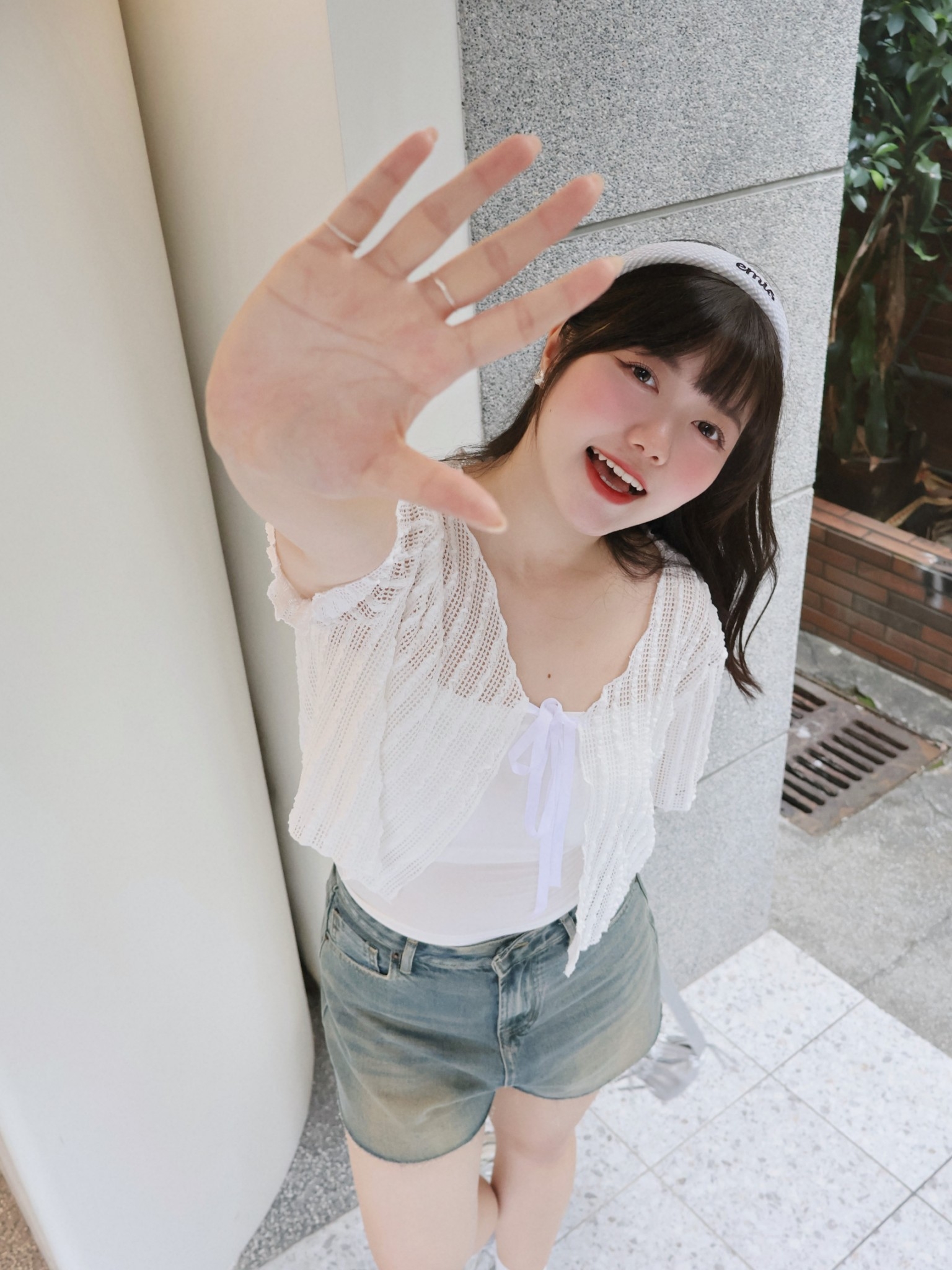 27a0dc17-e29c-4328-a522-6861a5bfe619_0