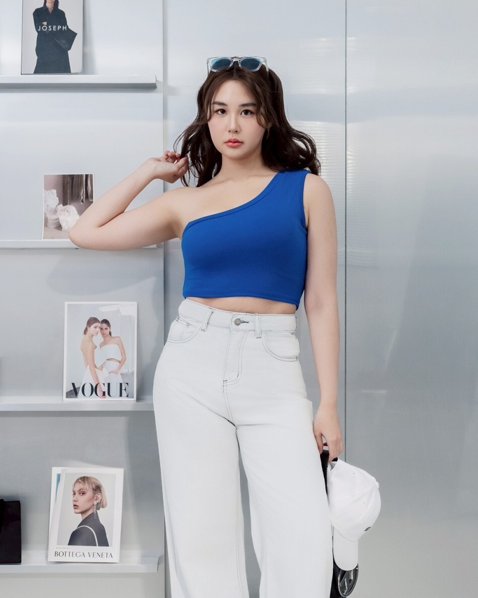 LINE_ALBUM_x16_251012_36