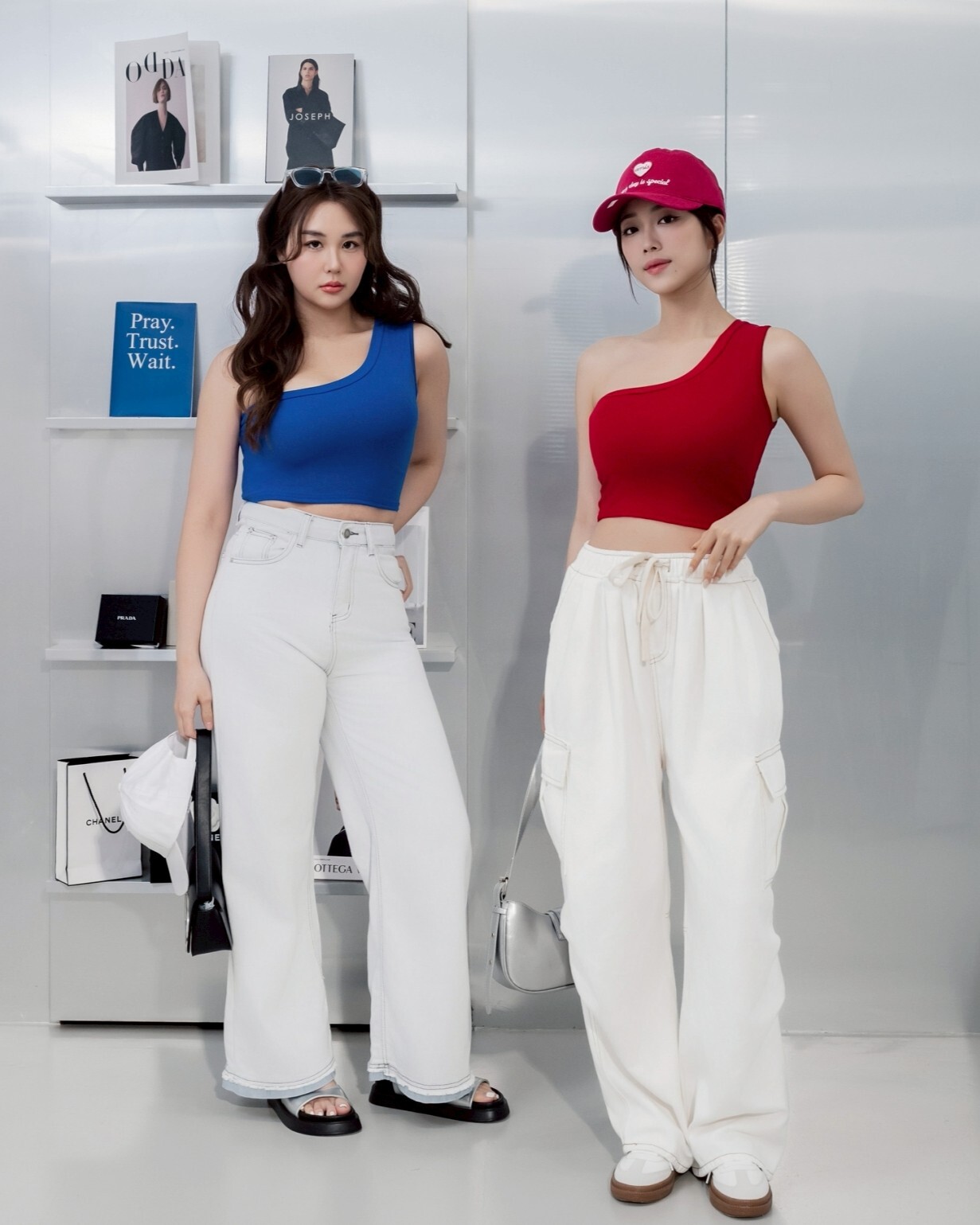 LINE_ALBUM_x16_251012_42