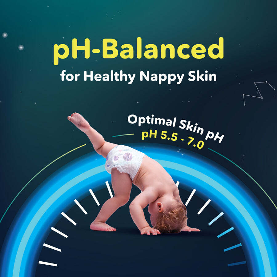 Velvet-Breeze-Diaper-Ecom-Lifestyle_pH-Balanced_3_c64589a1-3afe-48a2-bcf1-83cbfeebce03_1024x1024@2x