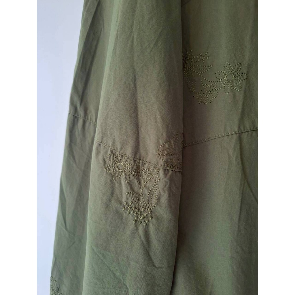 tw-11134207-820l4-mm05g5wbd0qq2a