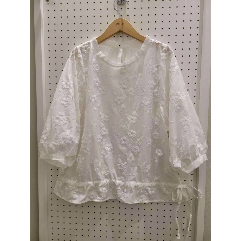 tw-11134207-820l9-mm0c5u5zvtvncb