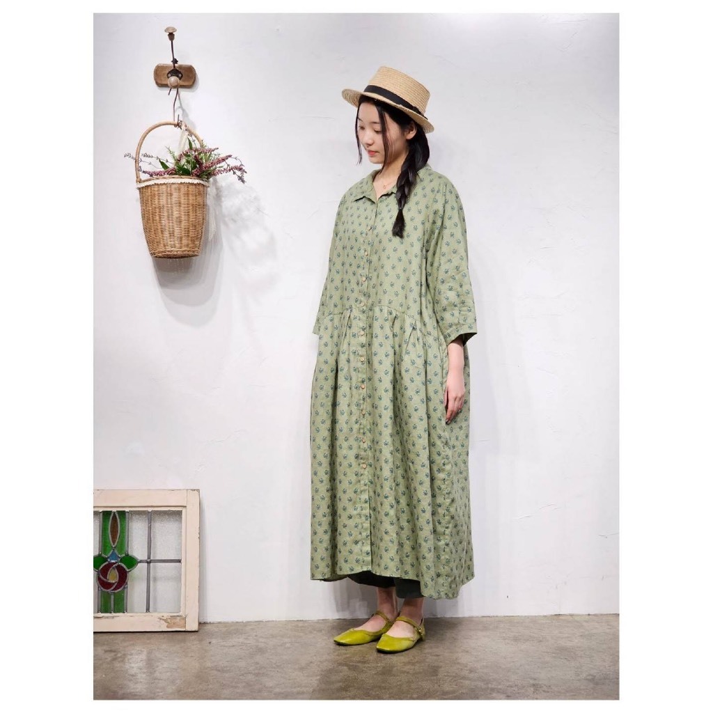 tw-11134207-820le-mn6qxyfsem8304
