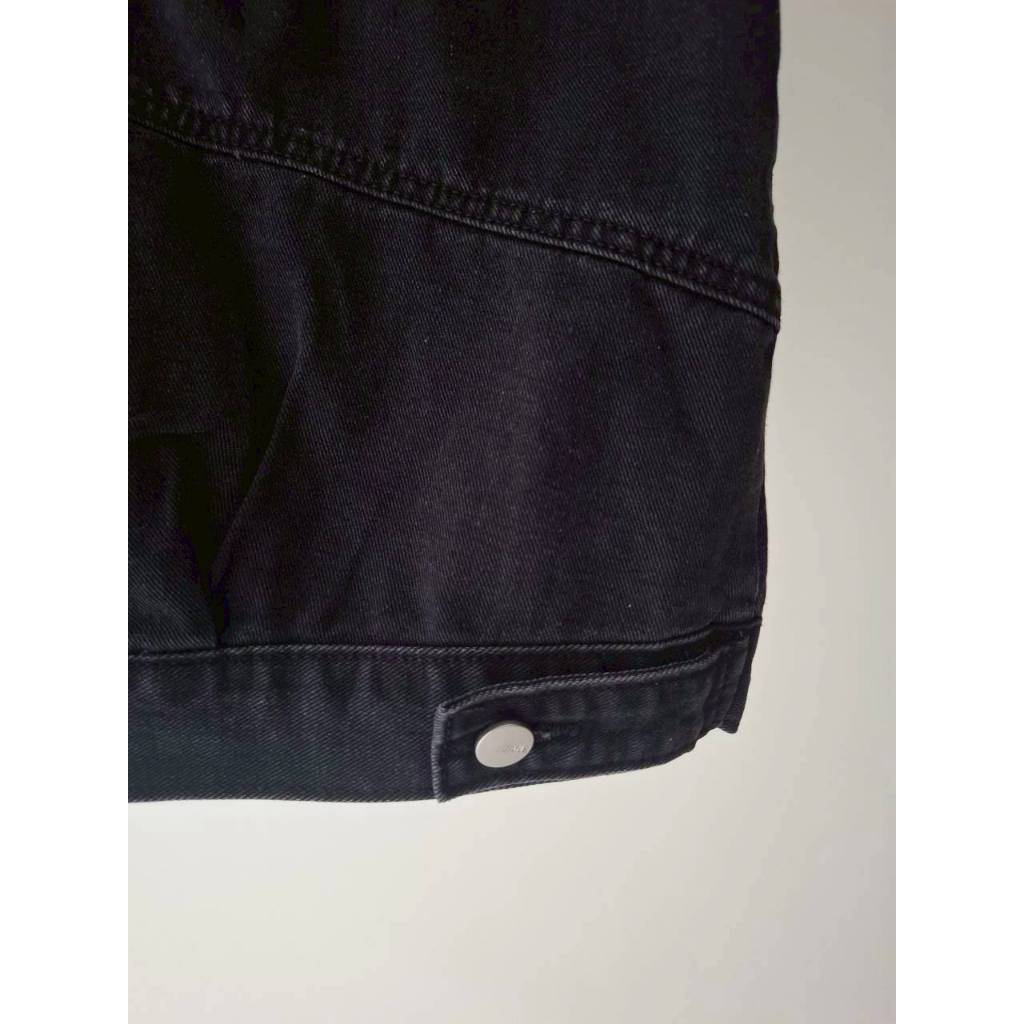 tw-11134207-820l6-mpayr4eoqln093