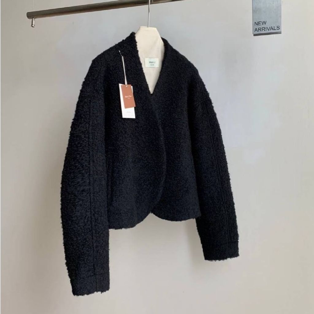 tw-11134207-81ztm-mjjiz77pc4qr7a