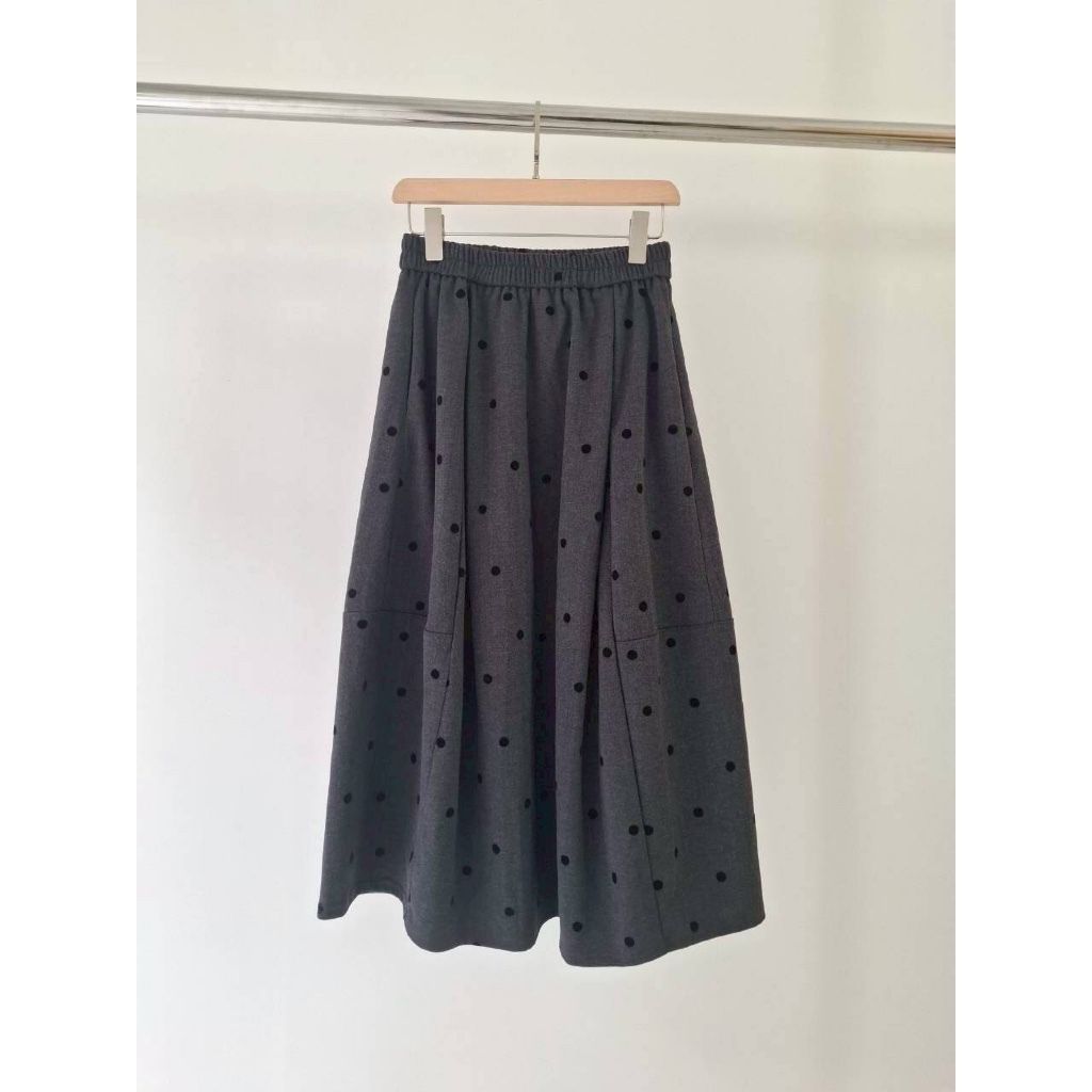 tw-11134207-81ztj-mhx121g05vr7c9