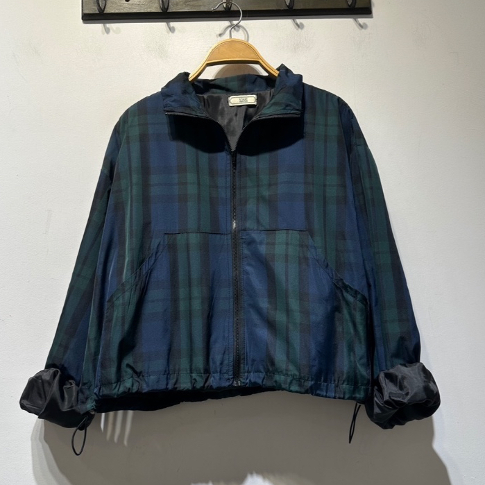 小立領前一大口袋藍綠格外套