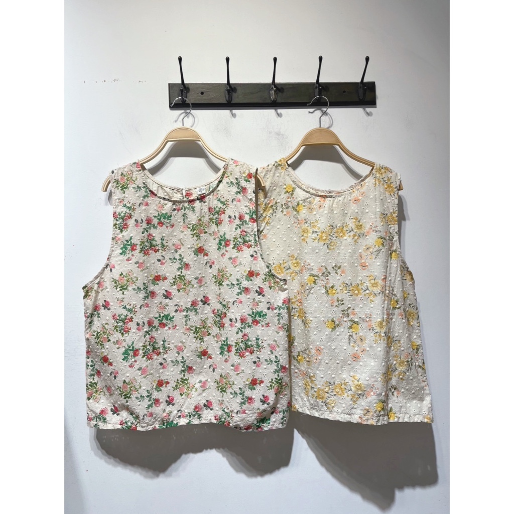 滿版小花綉蕾布背