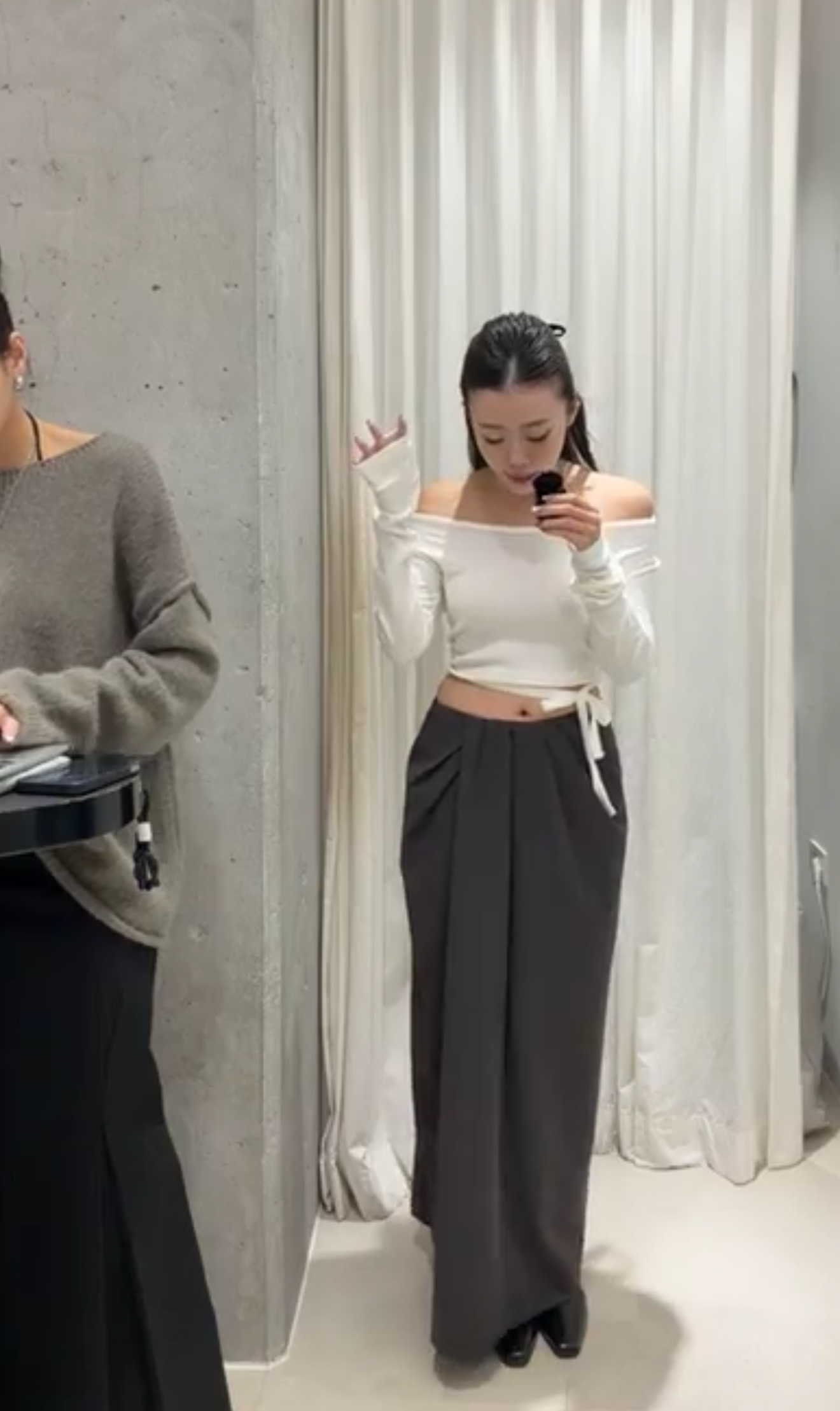 B16506B5-31F7-4F06-92C9-FE0A8786CBB5