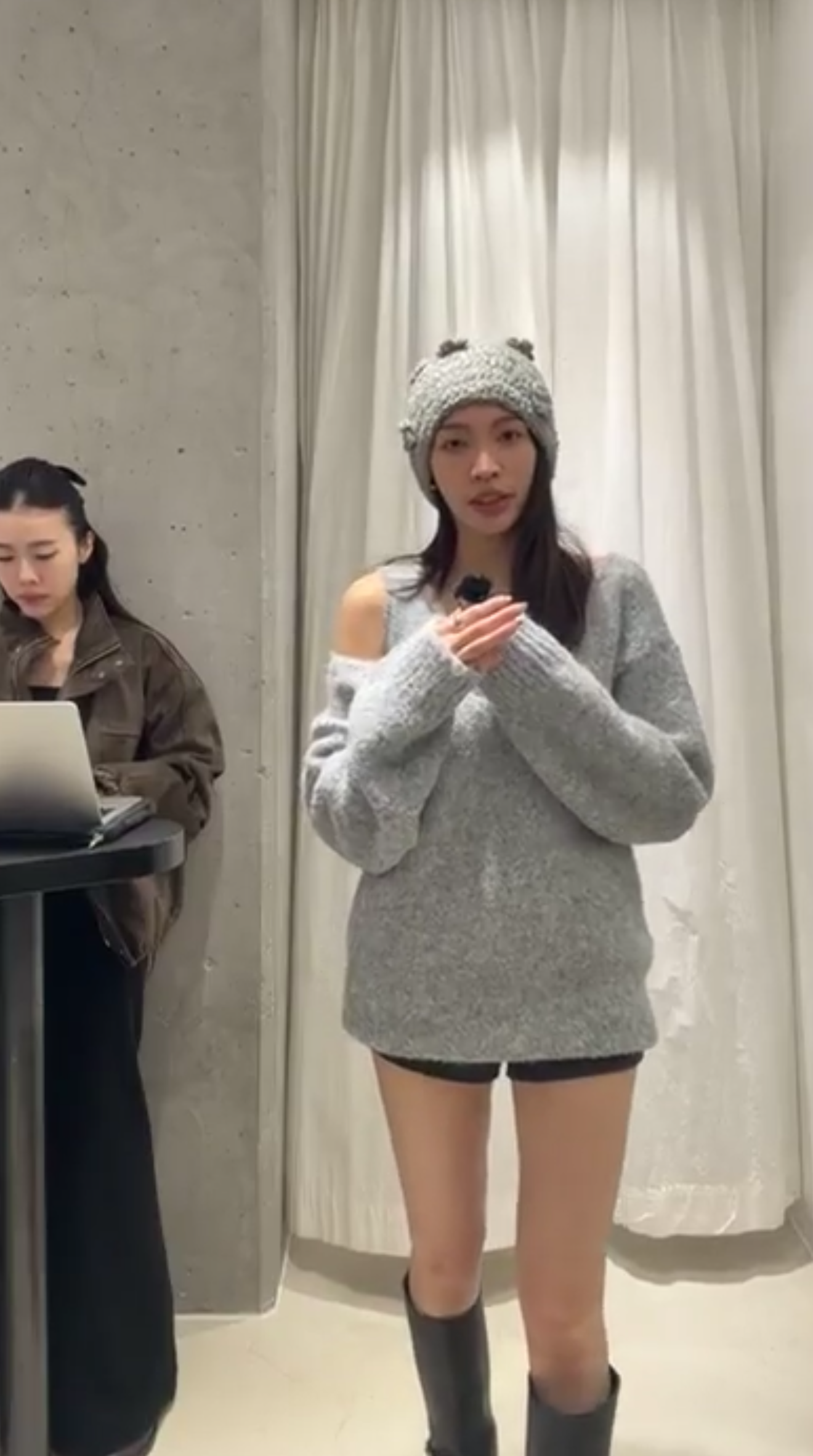 196BB55C-687C-480D-A69F-E2EC677EA3A8