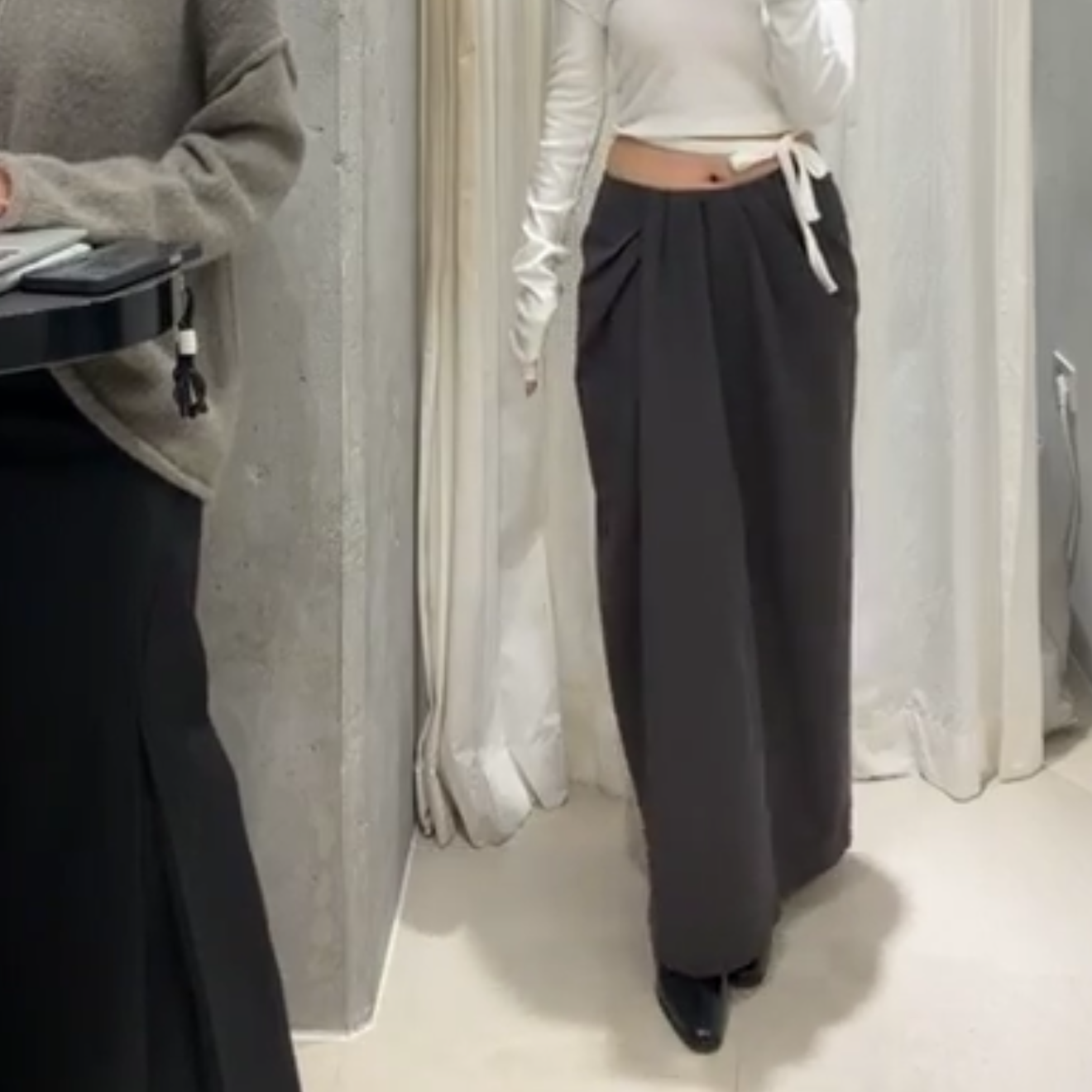 43AB0590-E54D-418D-9F78-ECE89C7A724E-1