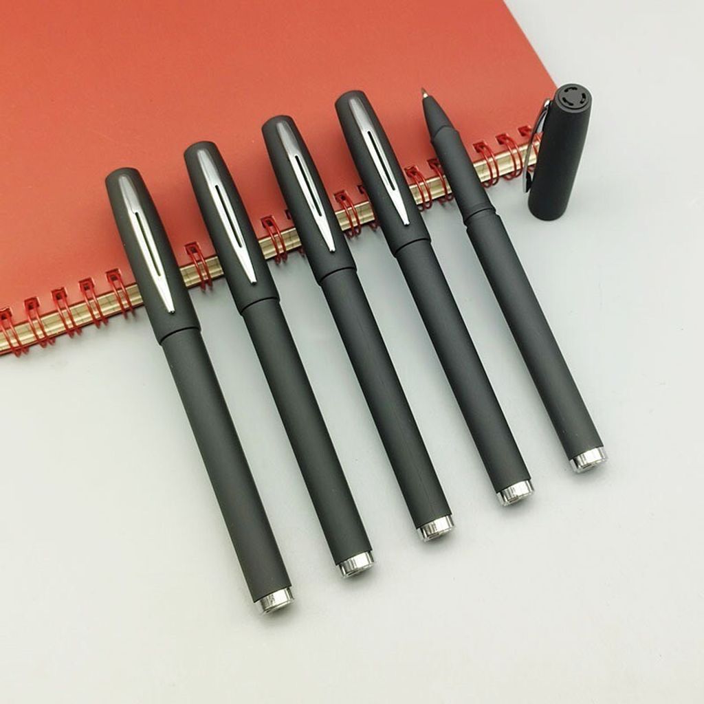 LINE_ALBUM_P03_240510_2