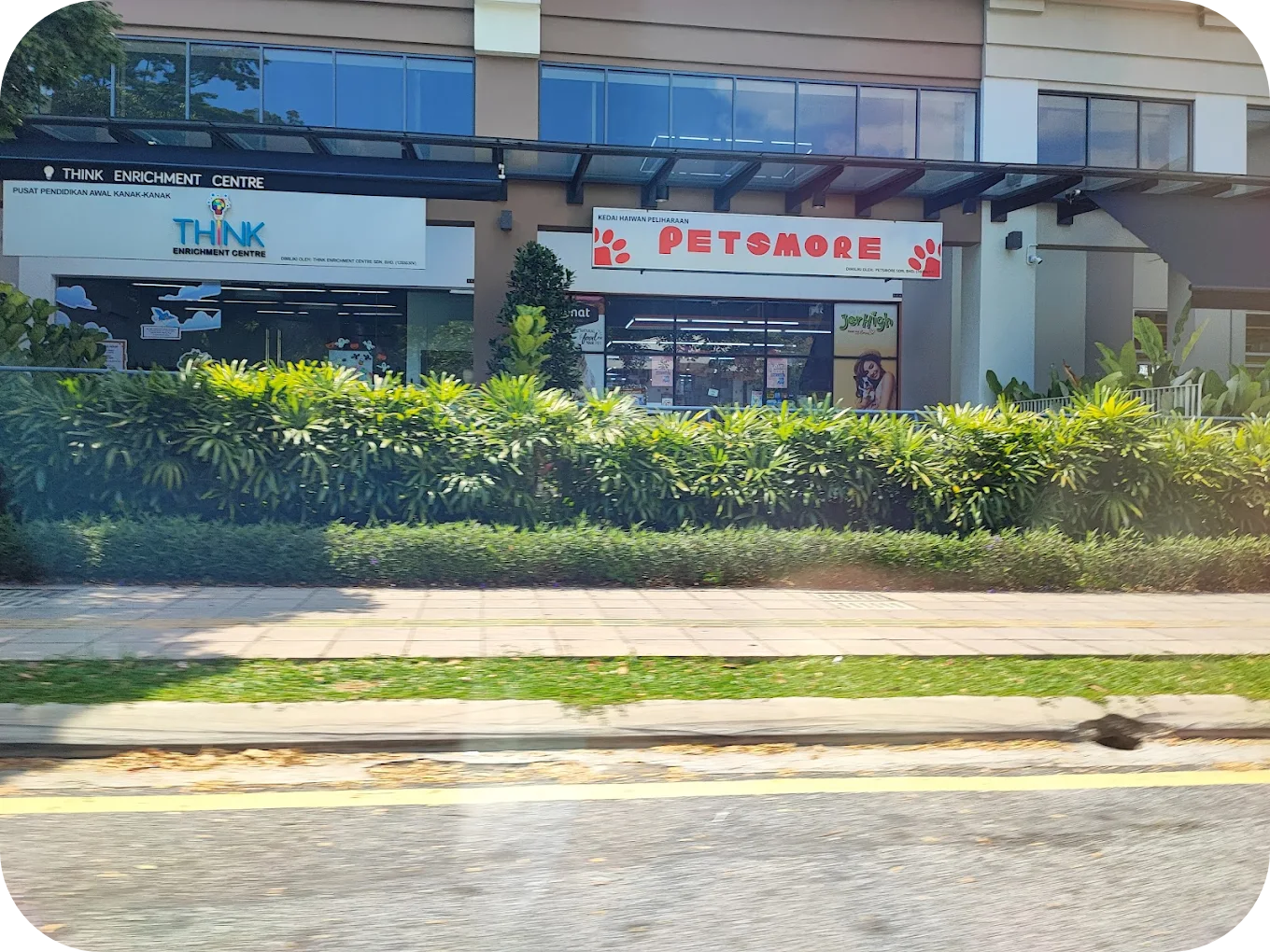 PETSMORE PLAZA ARKADIA-modified