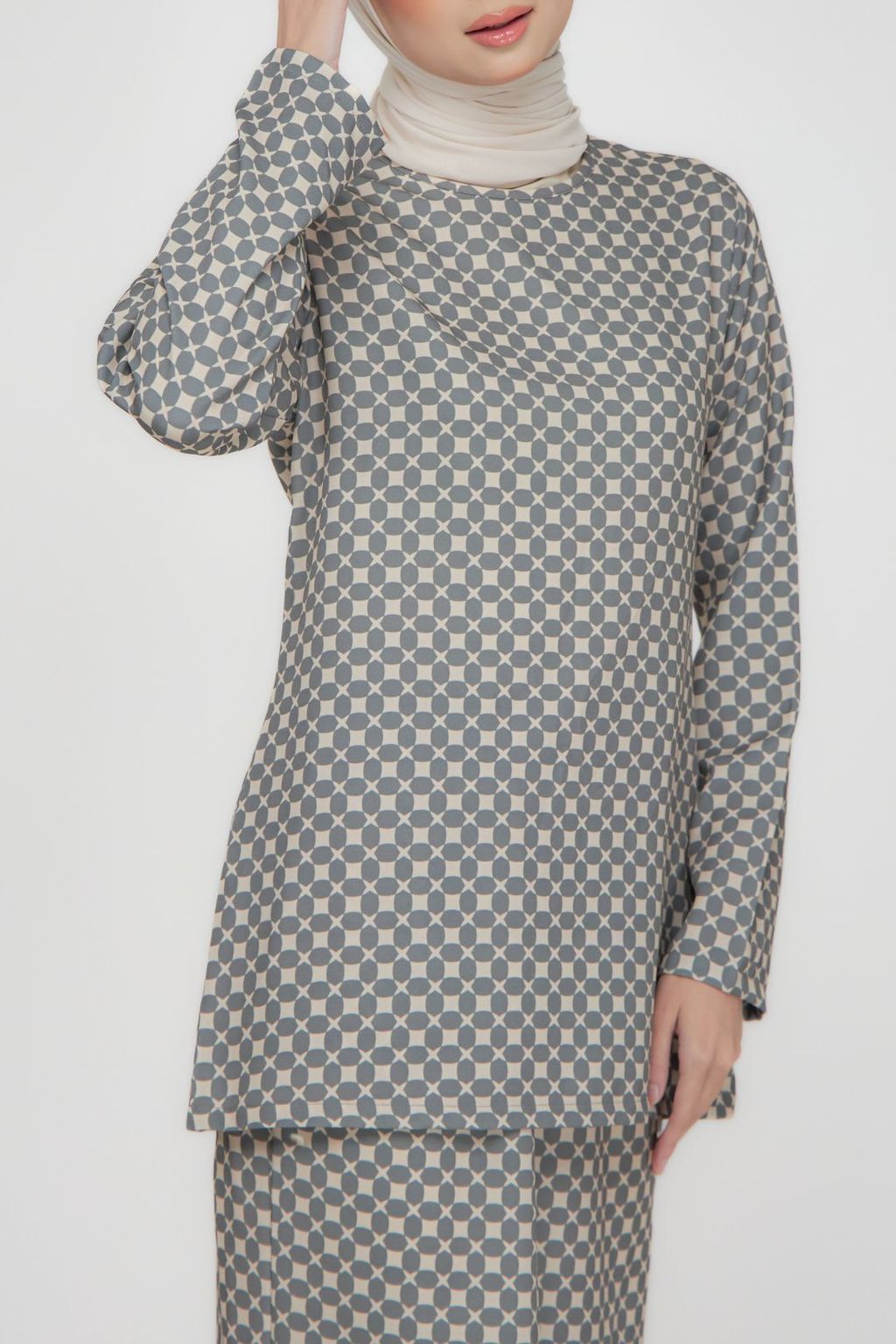 Loop Dark Grey 4