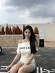 黄色
