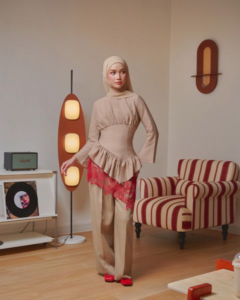 Iconic top Sand 5
