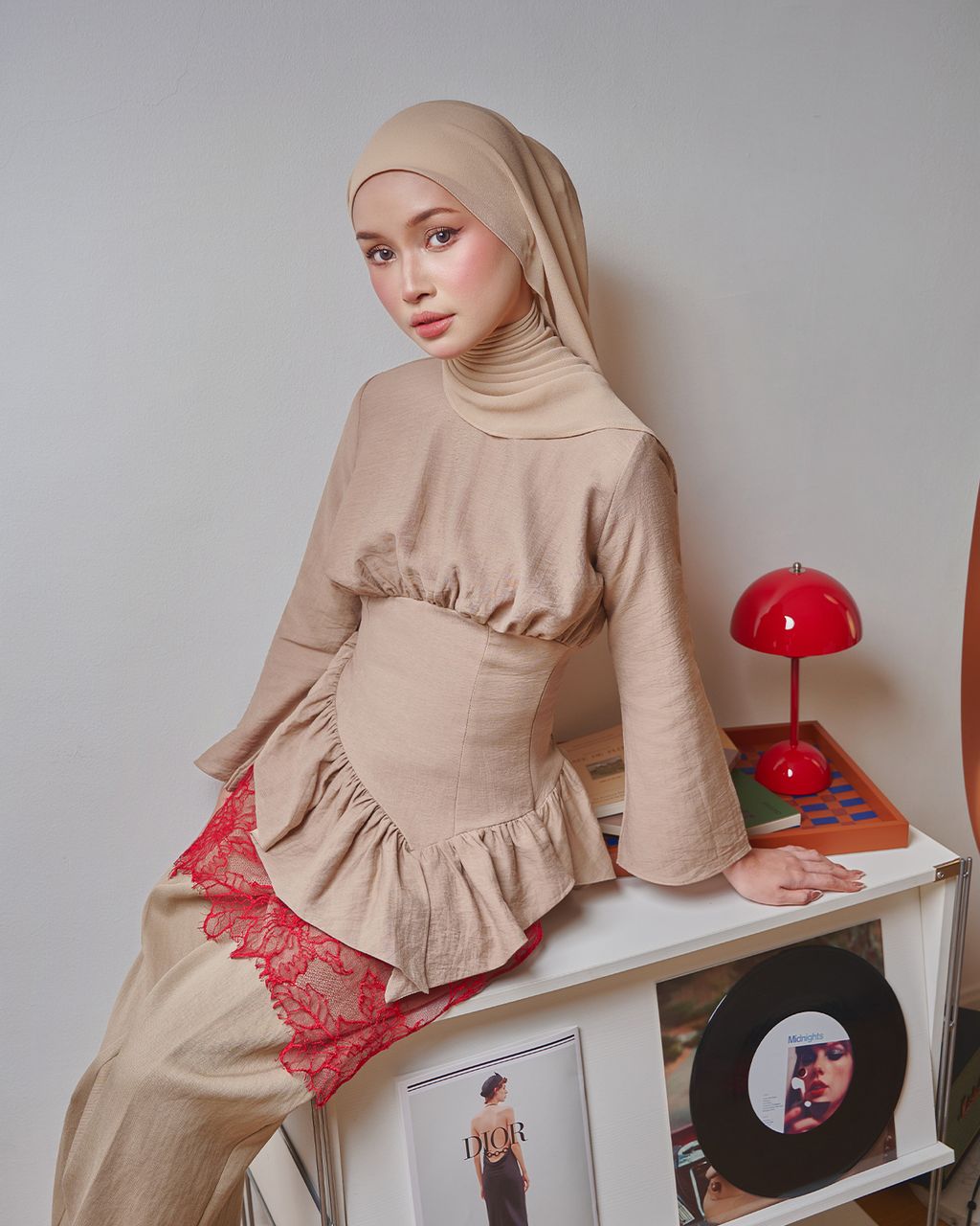 Iconic top Sand 3