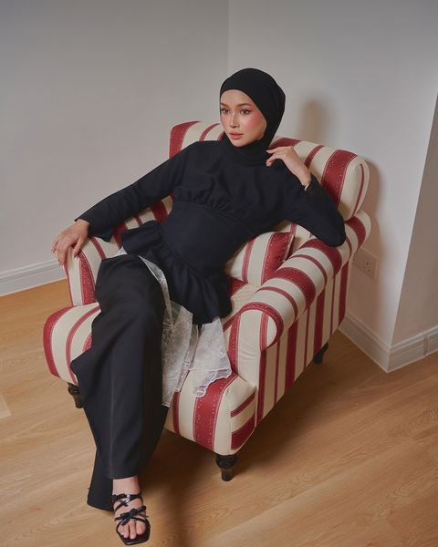 Iconic top Black 4
