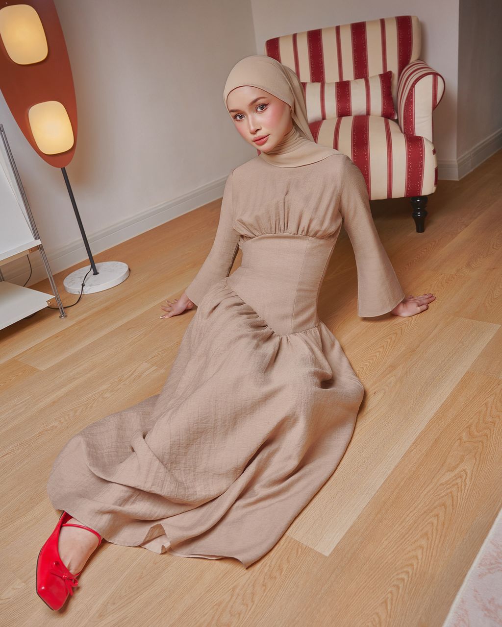 Iconic Dress Sand 3